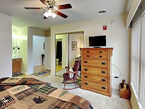 3 Schlafzimmer, Bügeleisen/Bügelbrett, Internetzugang, Bettwäsche