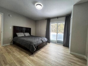 2 chambres, bureau, Wi-Fi, draps fournis