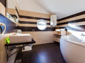 Apartment (One Bedroom Apartment (owner Marasca)) | Bathroom