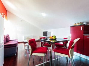 Apartment (One Bedroom Apartment (owner Marasca)) | Private kitchen