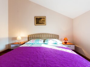 Apartment (Classic Two Bedroom Apartment with Te)