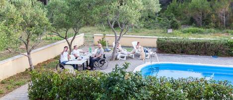 Apartment (Standard Two Bedroom Apartment with T) | Pool