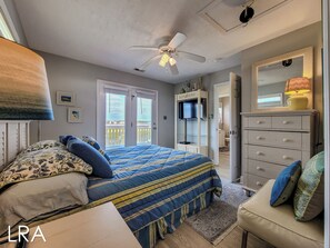 4 bedrooms, Internet, bed sheets