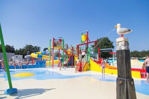 Children’s area - Chalet - De Duinhoeve 'Bosdier' - Maireweg 7 | Burgh-Haamstede (Burgh-Haamstede)