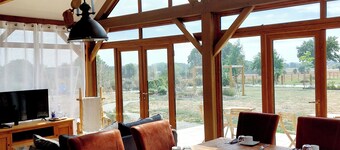 Bed and Breakfast homestay - 6km from Mont Saint-Michel