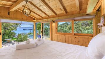 6 bedrooms, iron/ironing board, travel crib, WiFi