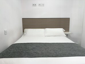 In-room safe, iron/ironing board, free WiFi, bed sheets
