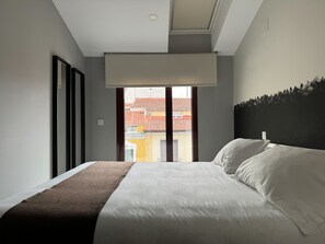 Värdeförvaringsskåp på rummet, strykjärn/strykbräda och gratis wi-fi