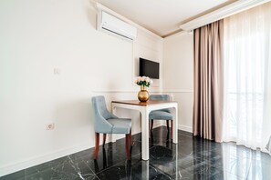 Living area - The Golden Legacy Hotel (Sveti Stefan)