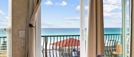 6 soverom, strykejern/-brett, wi-fi (inkludert) og sengetøy