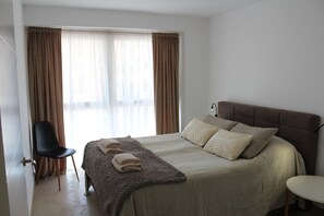 2 chambres, fer et planche à repasser, Wi-Fi, literie fournie