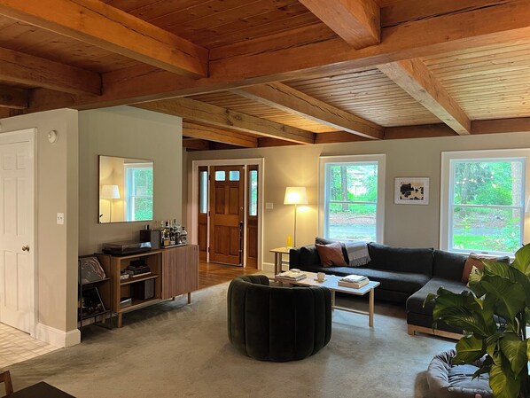 Smart TV, books - Spacious 4-bedroom house in charming Wells (Wells)