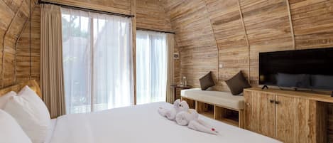 Habitación Deluxe, no fumadores | Sábanas de algodón egipcio, ropa de cama de alta calidad, escritorio