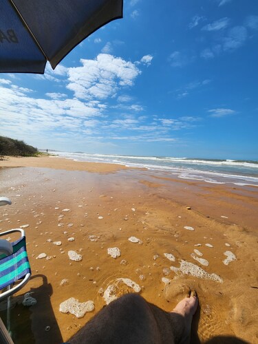 Cozy and family-run guesthouse, in front of D'ulé beach 