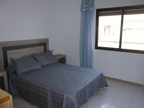 Bügeleisen/Bügelbrett, Bettwäsche