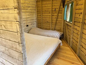 2 bedrooms, WiFi, bed sheets - Quinta Laranja - Chalet with 2 bedrooms - "Glabana Jasmin" (Alvorninha)