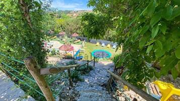 Enceinte de lâhĂ©bergement