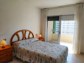 1 bedroom, iron/ironing board, bed sheets