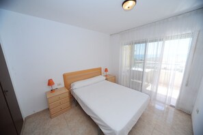 1 bedroom, iron/ironing board, bed sheets - PEÑISCOLA AZAHAR VISTAMAR SUPERIOR (Peñiscola)