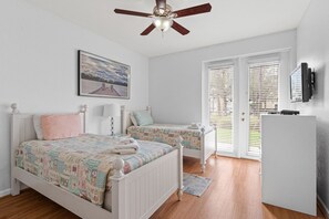 3 soverom, strykejern/-brett, wi-fi (inkludert) og sengetøy