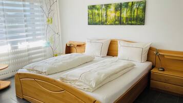 2 Schlafzimmer, Bügeleisen/Bügelbrett, WLAN, Bettwäsche