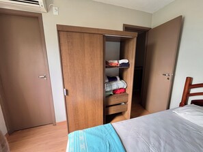 Chambres insonorisées, fer et planche à repasser, Wi-Fi gratuit
