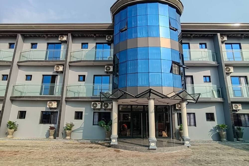 Manbou Hotel