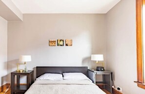 2 bedrooms, desk, iron/ironing board, travel cot