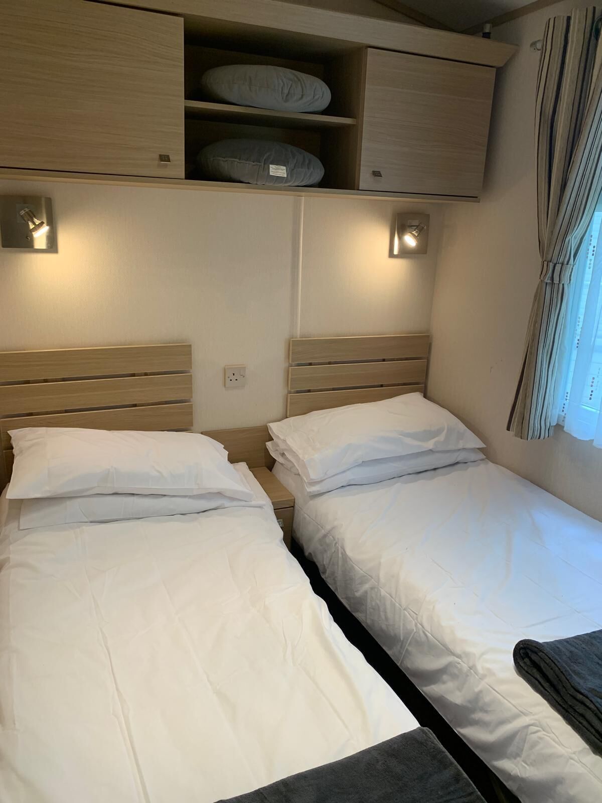 2 chambres, fer et planche à repasser, draps fournis