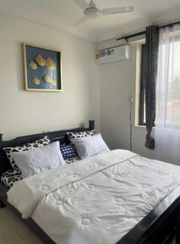 1 bedroom, iron/ironing board, WiFi, bed sheets