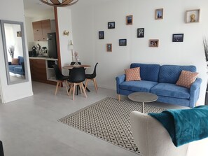 Smart TV - Quiet 2** studio, near the center, wooded residence (Roscoff)
