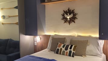 Family Studio, Pool View | Living area