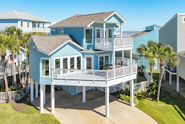 المنشأة من الخارج