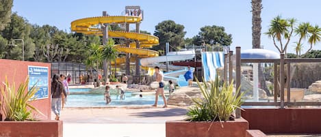Piscine intérieure, piscine chauffée
