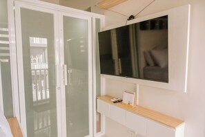 Condo, 1 Bedroom, Balcony, Garden View | Room amenity - Zen & Minimalist Comfort (Iloilo)