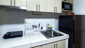 Condo, 2 chambres | Intérieur