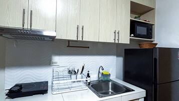 Condo, 2 Bedrooms | Interior