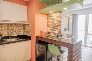 Studio, 1 Bedroom, Balcony, City View | Interior - A True Modern Sanctuary (Iloilo)