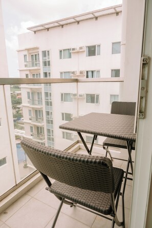 Studio, 1 Bedroom, Balcony, City View | Balcony