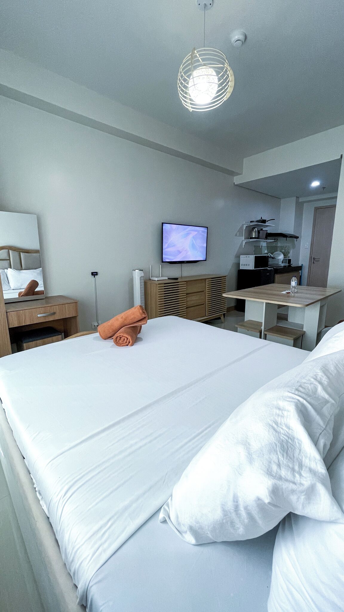 Estudio, 1 habitación, balcón, vistas al jardín | Servicio de la habitación