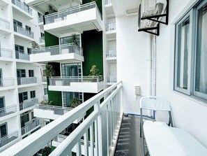 Condo, 1 quarto, sacada, vista para o jardim | Sacada