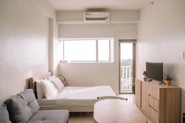 Condo, 1 Bedroom | 1 bedroom - A Minimalist Cozy Escape (Iloilo)