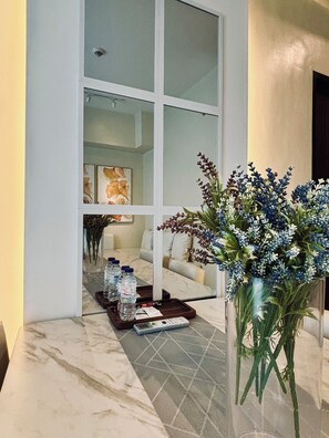 Apartment, 1 Bedroom, Balcony | Interior