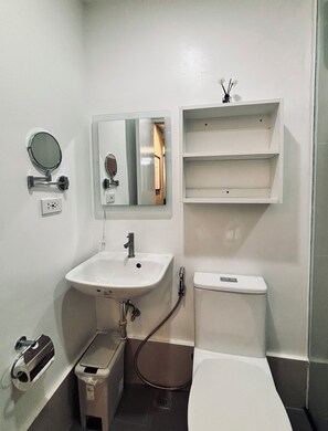 Condo, 1 Bedroom | Bathroom