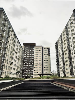 Lägenhet - 1 sovrum - balkong - utsikt mot trädgården | Exteriör