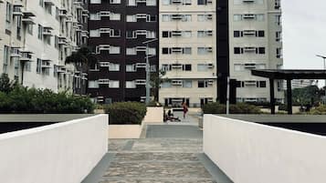 Condo, 1 Bedroom, Balcony | Property grounds
