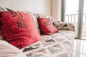 Condo, 1 Bedroom, Balcony - The Ultimate Peaceful Stay (Iloilo)