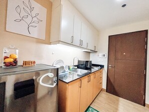 Condo, 1 Bedroom, Balcony, Garden View | Interior - Your Luxury Studio Escape (Iloilo)