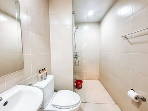 Condo, 1 Bedroom, Balcony, Garden View | Bathroom - Your Luxury Studio Escape (Iloilo)