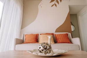 Condo, 2 Bedrooms | Living room